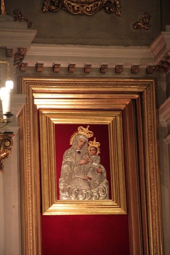 Peregrynacja symboli ŚDM w rejonie rawskim