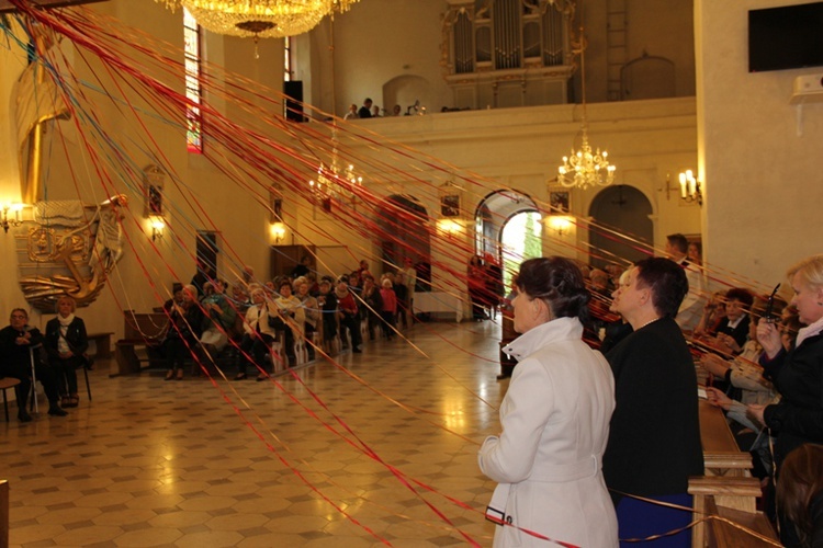 Peregrynacja symboli ŚDM w rejonie rawskim