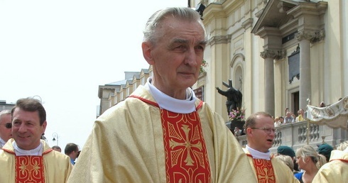 Ks. Roman Indrzejczyk zginął w katastrofie prezydenckiego samolotu pod Smoleńskiem