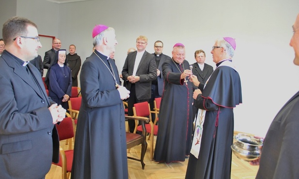 Sąd bliżej wiernych