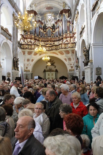 Pielgrzymka Różańcowa w Bardzie