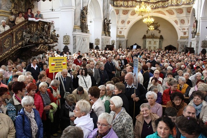 Pielgrzymka Różańcowa w Bardzie