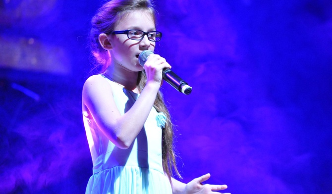 Aleksandra Płóciennik zwyciężyła w kategorii solistów dziecięcych
