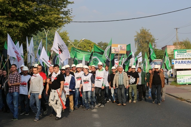 Manifestacja górników pod kopalnią "Brzeszcze"