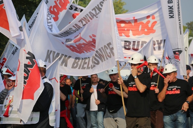 Manifestacja górników pod kopalnią "Brzeszcze"