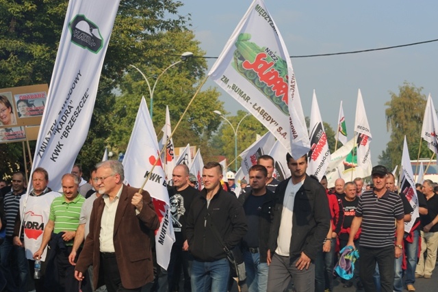 Manifestacja górników pod kopalnią "Brzeszcze"