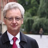  – Nie można w pełni zrozumieć osobowości Jana Pawła II, jeśli nie sięgnie się po literacką część jego twórczości – mówi prof. Jacek Popiel 