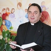 Ks. prof. Guzowski zaprasza kapłanów na swoje zajęcia