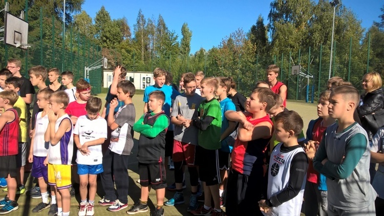 Streetball i Ewangelia na boisku w Cieszynie