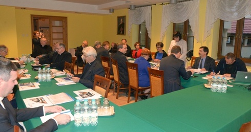 Dwudniowe spotkanie odbyło się w Ośrodku Charytatywno-Edukacyjnym "Emaus" Diecezji Radomskiej w Turnie