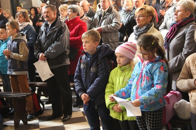 Zawierzyli rodziny Matce Bożej