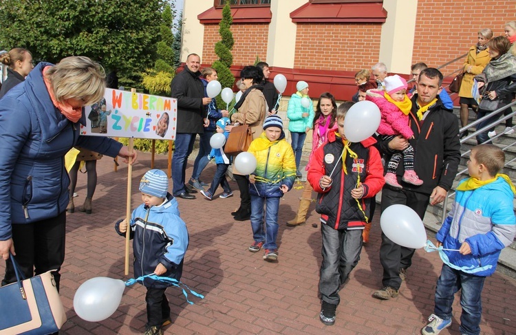 VII Diecezjalny Marsz dla Życia i Rodziny w Brzesku