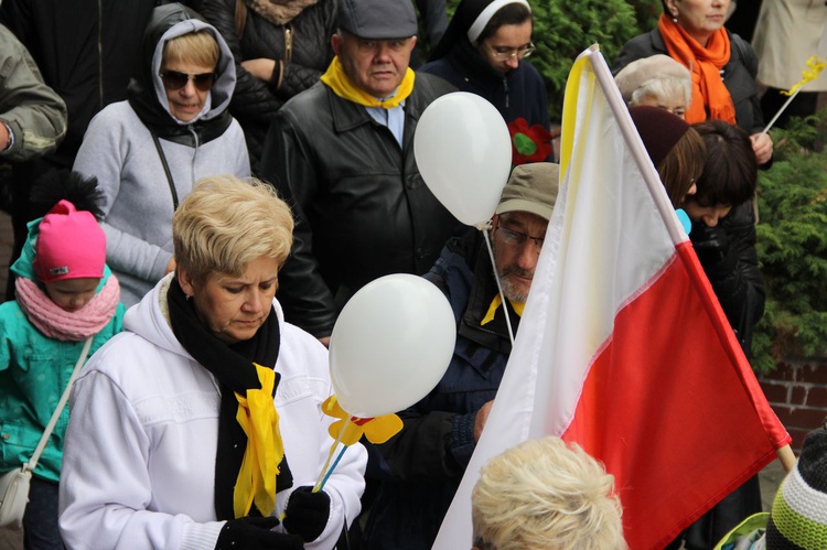 VII Diecezjalny Marsz dla Życia i Rodziny w Brzesku