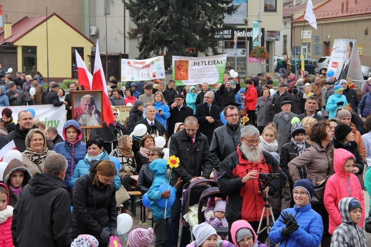 VII Diecezjalny Marsz dla Życia i Rodziny w Brzesku