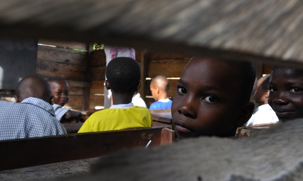 Pandemia pozbawiła wczesnej edukacji 40 mln dzieci
