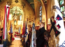 Powyżej: Obchody jubileuszu rozpoczęła Msza św. w klasztornej kaplicy w Łagiewnikach