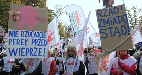 Pani minister, pakuj tornister!