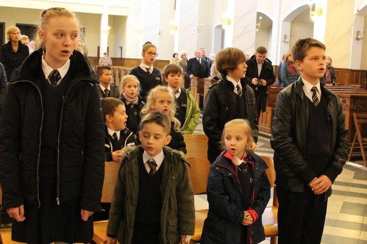 Nadanie imienia bł. Karoliny Zespołowi Szkół Katolickich w Tarnowie