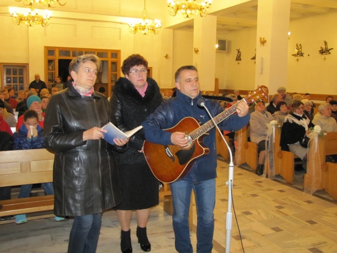 Nabożeństwo Fatimskie w Mąkolicach