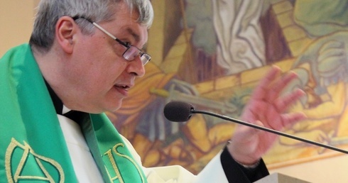 Ks. Pawlukiewicz: "Kochaliśmy się" to kłamstwo