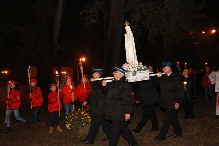 Procesja fatimska w Oleśnie