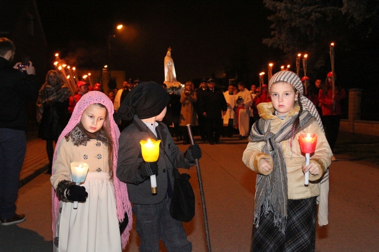 Procesja fatimska w Oleśnie