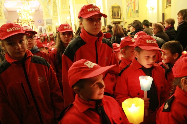 Procesja fatimska w Oleśnie