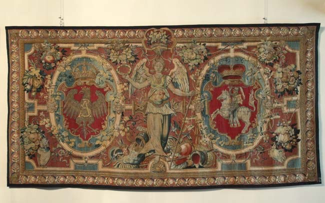Pokaz arrasu herbowego króla Zygmunta Augusta