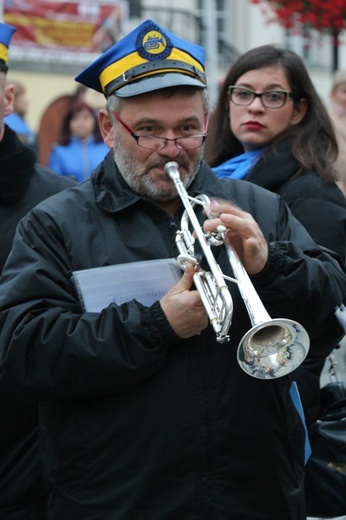 Mieszkańcy Trzebnicy kochają św. Jadwigę (2015)