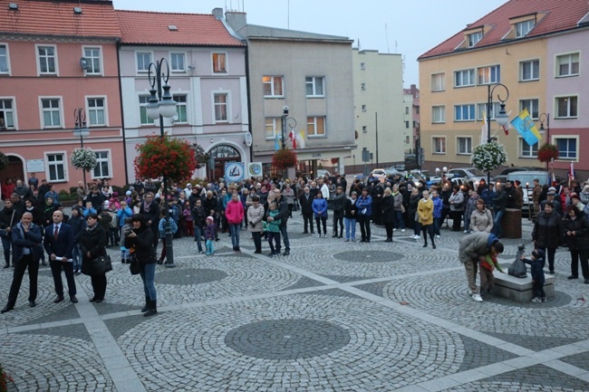 Mieszkańcy Trzebnicy kochają św. Jadwigę (2015)