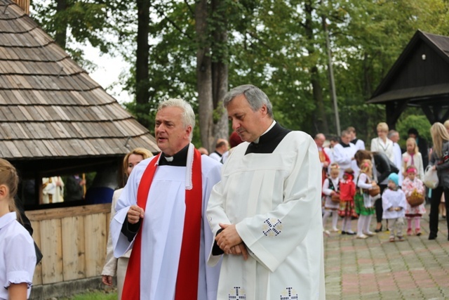 Jubileusz krzyża na wzgórzu w Starej Wsi