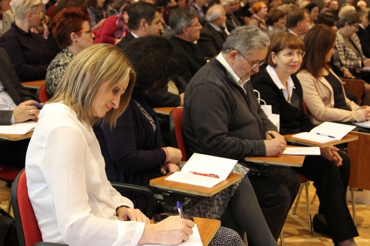 VIII Forum Ruchów i Stowarzyszeń Katolickich. Konferencje