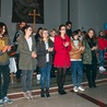 Występ młodych parafian  długo oklaskiwali zgromadzeni  w świątyni