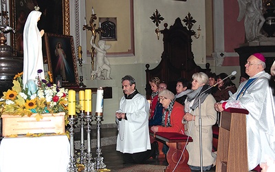 Modlitwę i procesję w parafii św. Jakuba już po raz 12. poprowadził biskup Józef