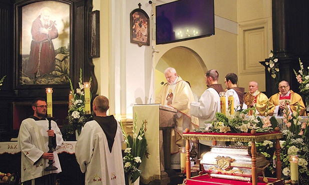  Uroczystość ku czci bł. Honorata w kościele oo. kapucynów w Nowym Mieście nad Pilicą
