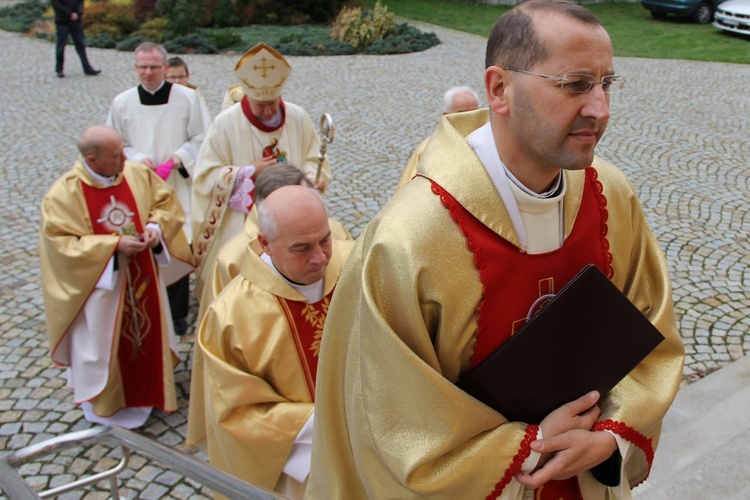 Konsekracja kościoła w Mielcu-Rzochowie