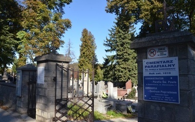 Wejście na nowy cementarz