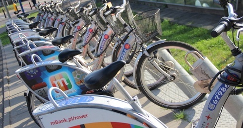 Miejskimi rowerami możemy się jeszcze cieszyć przez miesiąc. Potem mają zimową przerwę