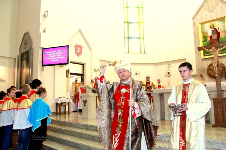 Konsekracja kościoła w Powroźniku