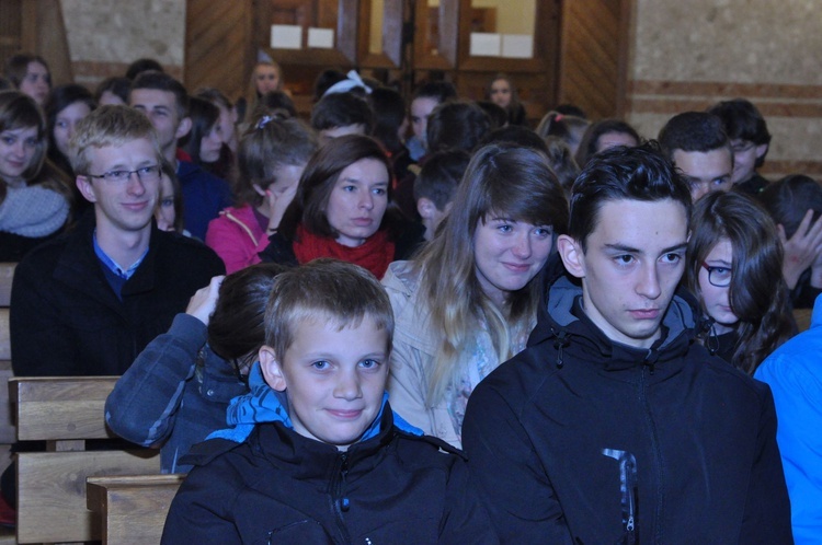 Spotkanie młodych w Ochotnicy Górnej