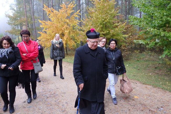 Pielgrzymka Świętych Gór Diecezji - Góra Polanowska i Domacyno