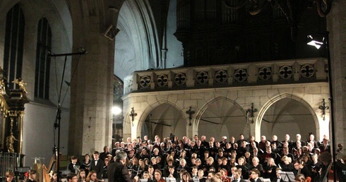 Koncert "Budowanie mostów w muzyce - 2015"