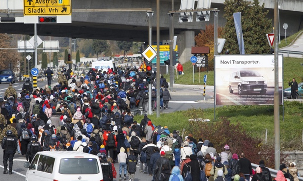 Bruksela w trybie pilnym o imigrantach