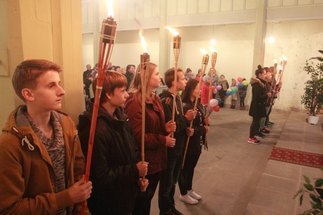 Złotoryjskie świętych marszowanie