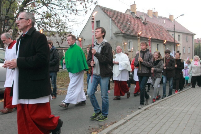 Złotoryjskie świętych marszowanie