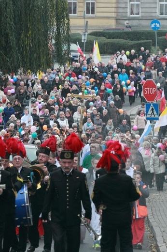 Złotoryjskie świętych marszowanie