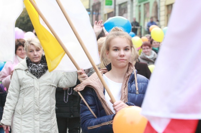 Złotoryjskie świętych marszowanie