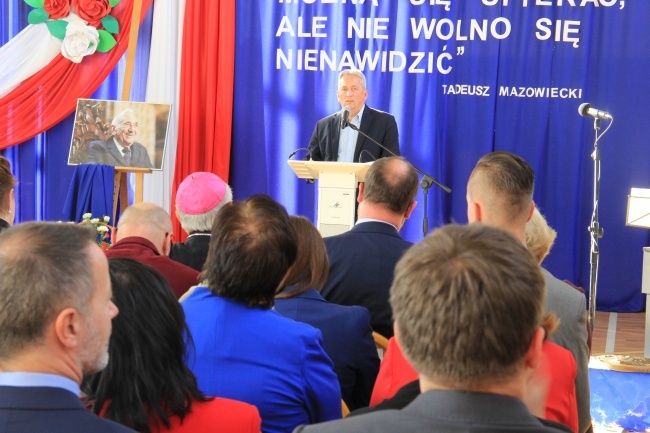 Tadeusz Mazowiecki został patronem szkoły w Gdańsku  