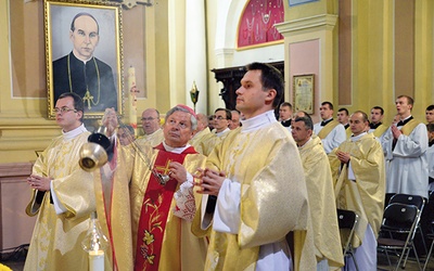 Modlitwie przy chrzcielnicy kandydata na ołtarze będzie przewodniczył bp Henryk Tomasik