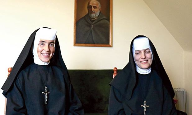  Siostra Paula i siostra Jana